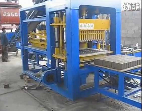 6-15砌塊成(chéng)型機恒興(xìng)磚機單生(shēng)産線