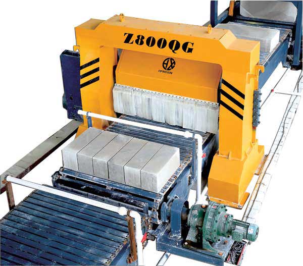 陶粒自保(bǎo)溫砌塊生(shēng)産線設備(bei)