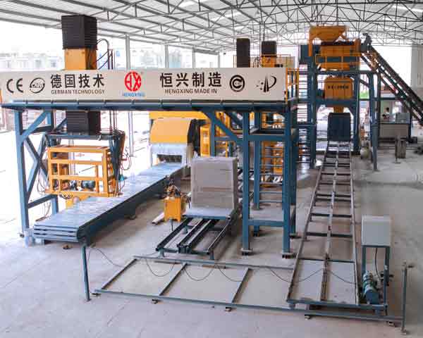 恒(heng)興陶粒自(zi)保溫磚生(shēng)産線設備(bèi)