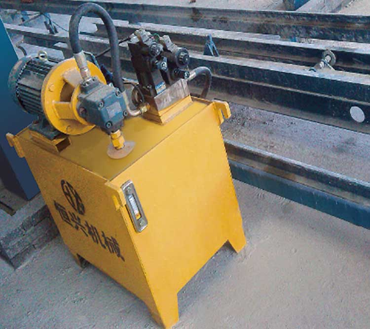 送模(mó)裝置及液壓站