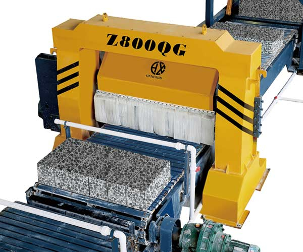 陶(tao)粒加氣塊(kuai)切割設備(bei)