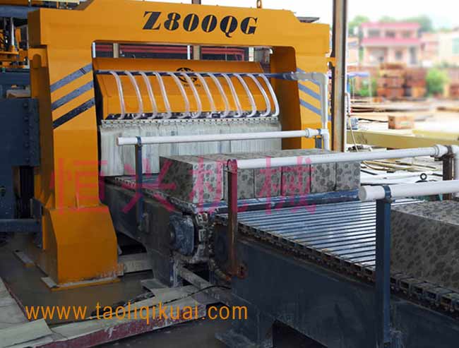 陶粒泡沫(mò)混凝土砌(qi)塊切割設(shè)備|水泥發(fa)泡磚切割(gē)生産線