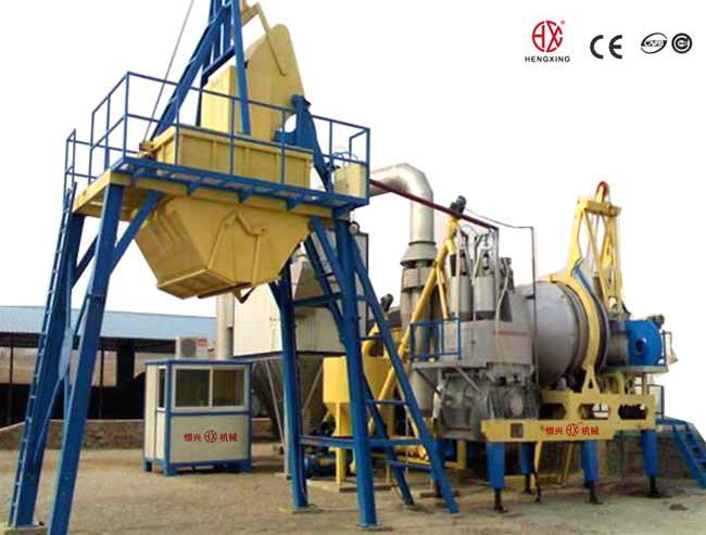 移動強(qiang)制式瀝(lì)青混凝(ning)土攪拌(bàn)設備