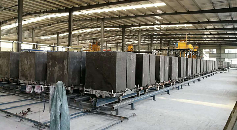 恒興磚機(ji)告訴你2018年投(tou)資免蒸發泡(pao)磚設備的優(yōu)勢