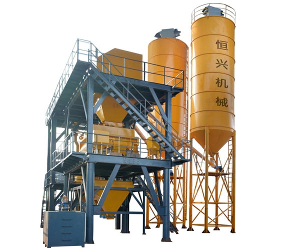 勻(yún)質保溫砌(qì)塊攪拌澆(jiāo)注設備